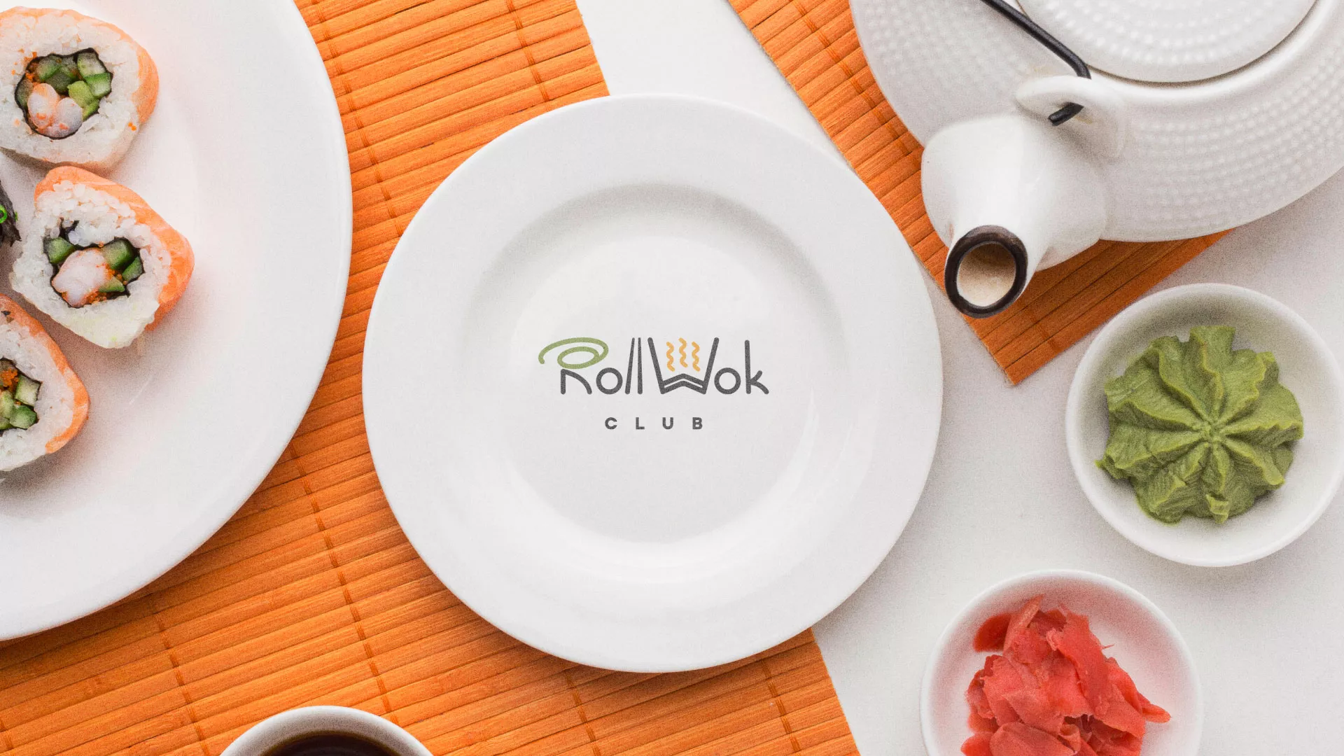 Разработка логотипа и фирменного стиля суши-бара «Roll Wok Club» в Шатуре